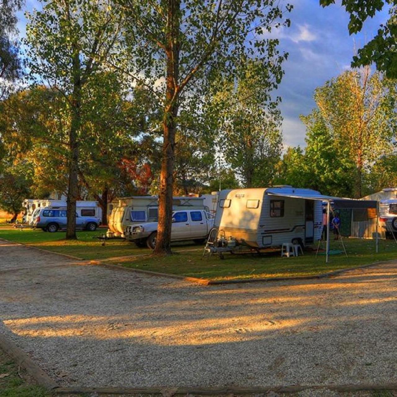Corryong Caravan Park Formally Mt Mittamatite Caravan Park Exterior foto